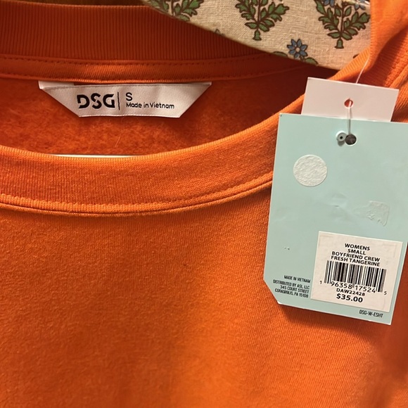 NWT Dick's Sporting Goods (DSG) Women's Oversized Crewneck Sweatshirt - Picture 5 of 7